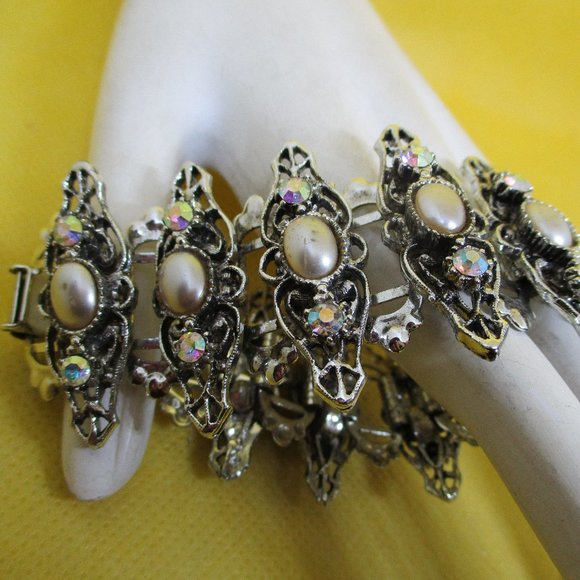VICTORIAN REVIVAL RHINESTONE Bracelet A B Rhinestone Faux Pearl Filigree Silver - Picture 9 of 16